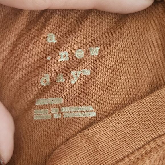 A New Day Tee - Picture 4 of 7